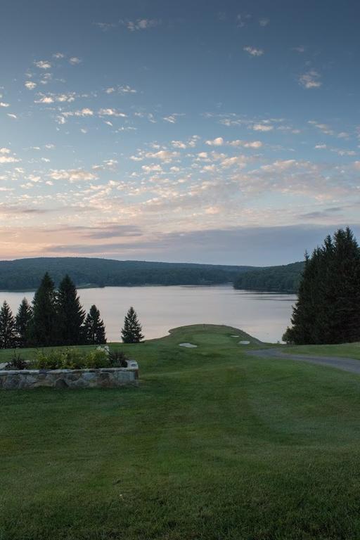 Alpine Lake Resort Terra Alta Buitenkant foto