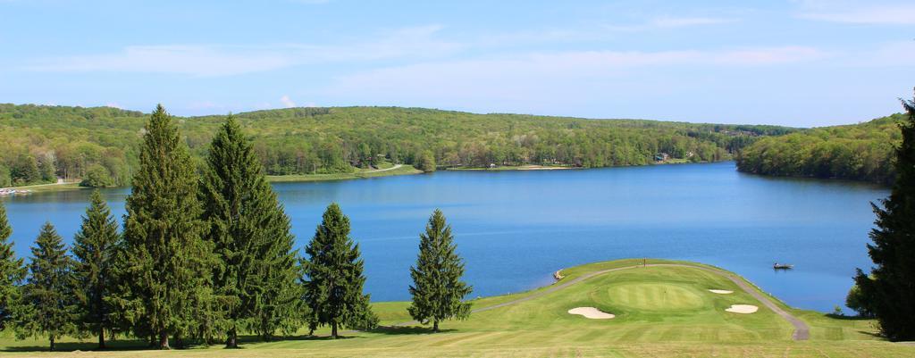 Alpine Lake Resort Terra Alta Buitenkant foto