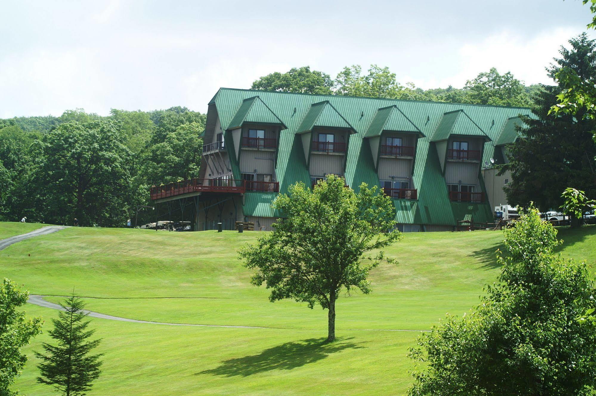 Alpine Lake Resort Terra Alta Buitenkant foto